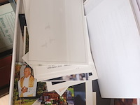 Lot 74 - doosje met bidprentjes - afbeelding 1 van  3