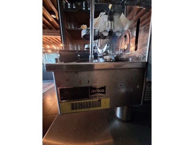 Lot 74 - espressomachine ducale - afbeelding 3 van  4