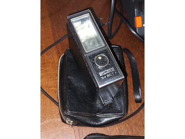 Lot 74 - fotografie toestellen. 10 stuks - afbeelding 3 van  12