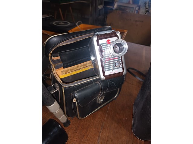 Lot 74 - fotografie toestellen. 10 stuks - afbeelding 11 van  12