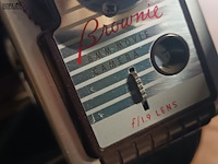 Lot 74 - fotografie toestellen. 10 stuks - afbeelding 12 van  12