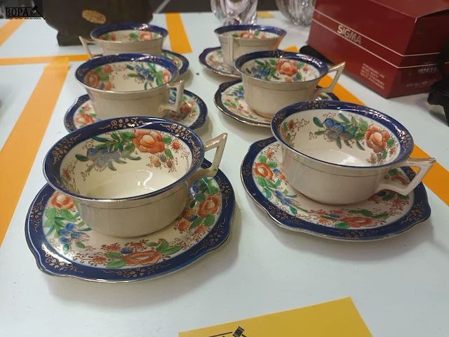 Lot 74 - koffieservies - afbeelding 2 van  6