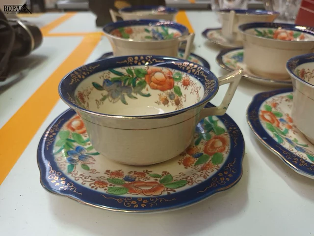 Lot 74 - koffieservies - afbeelding 3 van  6