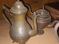Lot 74 - koperen kannen. 4 stuks - afbeelding 3 van  4