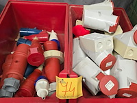 Lot 74 - lot stekkers + stopcontacten 240/415 v - afbeelding 1 van  3