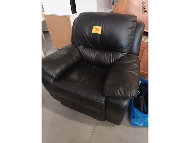 Lot 74 - manuele relax zetel - afbeelding 1 van  5