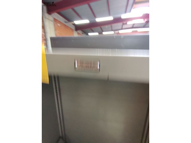 Lot 74 - mewaf open kast - afbeelding 3 van  3