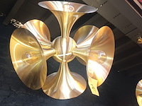 Lot 74 - trompet plafondverlichting - afbeelding 2 van  3