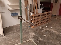 Lot 745 - standaard voor rollen - afbeelding 2 van  2