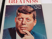 Lot 746 - john f. kennedy items. 3 stuks - afbeelding 4 van  4
