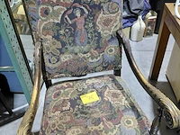 Lot 75 - antieke fauteuil in renaissancestijl louis xiv met gobelin - - afbeelding 1 van  5