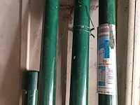 Lot 75 - groene betafence palen. 4 stuks - afbeelding 2 van  5
