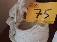 Lot 75 - koppel biscuit wensputten - afbeelding 3 van  4