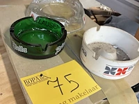Lot 75 - lot asbakken