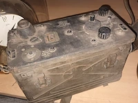 Lot 75 - militaire radio uit woii - afbeelding 3 van  5