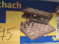 Lot 75 - schaakspel - afbeelding 1 van  1