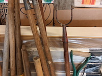 Lot 75 - tuingereedschap. 13 stuks - afbeelding 3 van  3