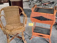 Lot 75 - vintage hoge rieten naaimand '50 - collectorsitem en rieten - afbeelding 1 van  5