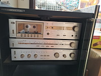 Lot 75 - vintage stereokast met toestel maraniz - afbeelding 2 van  3