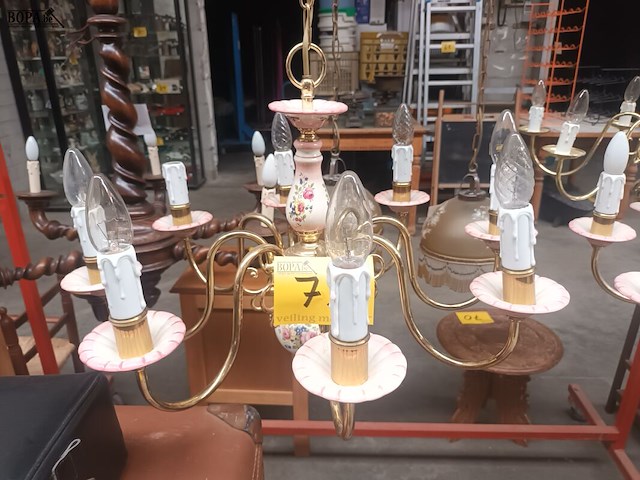 Lot 75 - vlaamse luster in keramiek - afbeelding 1 van  4