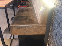 Lot 75 - wandbank - afbeelding 2 van  2