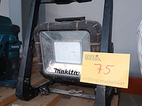 Lot 75 - werflamp makita - afbeelding 1 van  4