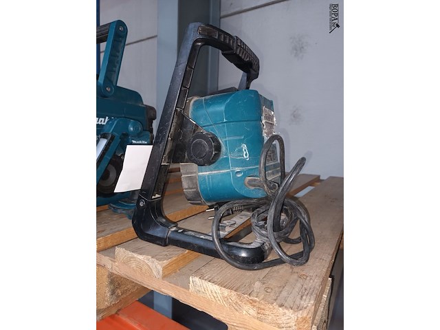 Lot 75 - werflamp makita - afbeelding 2 van  4