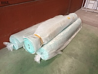 Lot 750 - rollen filterdoek. 3 stuks - afbeelding 1 van  3