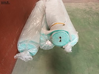 Lot 750 - rollen filterdoek. 3 stuks - afbeelding 2 van  3