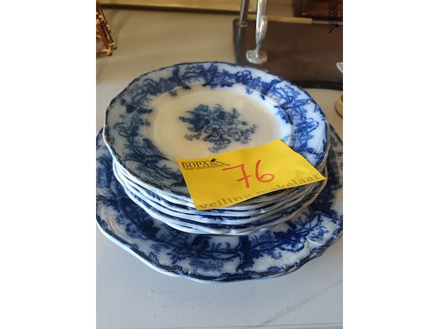 Lot 76 - antieke borden. 7 stuks - afbeelding 1 van  4
