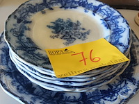 Lot 76 - antieke borden. 7 stuks - afbeelding 1 van  4