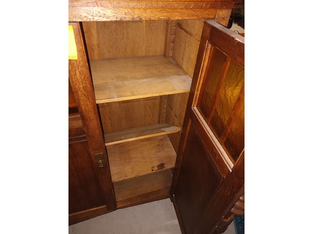 Lot 76 - antieke kast met 2 deuren - afbeelding 4 van  4