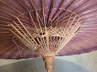 Lot 76 - antieke oosterse paraplu - afbeelding 2 van  6