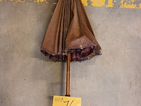 Lot 76 - antieke oosterse paraplu - afbeelding 6 van  6
