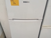 Lot 76 - beko koel/vriescombinatie met inhoud - afbeelding 1 van  4