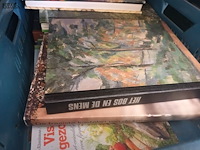 Lot 76 - boeken. 2 bakken - afbeelding 2 van  3