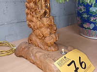 Lot 76 - chinese lampedair met adelaar - afbeelding 3 van  4