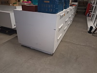 Lot 76 - dubbelzijdige ladekast - afbeelding 2 van  4