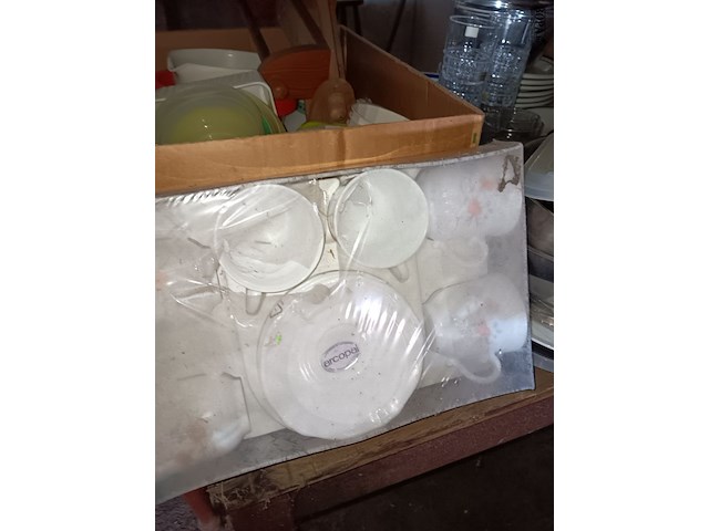 Lot 76 - lot keukenmateriaal - afbeelding 2 van  7