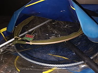 Lot 76 - lot vissersmateriaal - afbeelding 8 van  8