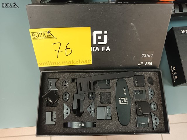 Lot 76 - materiaal voor gsm reparatie. 12 stuks - afbeelding 7 van  8