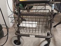 Lot 76 - rollator coopers - afbeelding 2 van  4