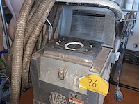 Lot 76 - spuitmachine titan - afbeelding 1 van  6