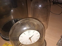 Lot 76 - stolpen. 3 stuks - afbeelding 2 van  3