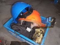 Lot 76 - veiligheidsuitrusting - afbeelding 2 van  7