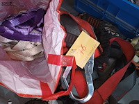 Lot 76 - veiligheidsuitrusting - afbeelding 7 van  7