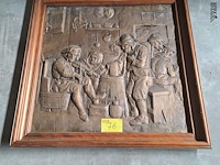 Lot 76 - vintage bas-reliëf paneel in gips - kroegscene uit het boer - afbeelding 1 van  3