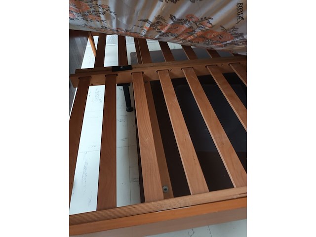 Lot 76 - vintage bed - afbeelding 4 van  4