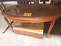 Lot 761 - salontafel louis xv - afbeelding 1 van  3