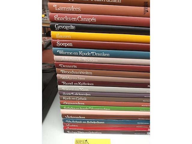 Lot 766 - boekenreeks praktisch koken. 27 stuks - afbeelding 3 van  4
